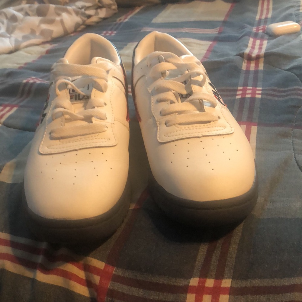 Filas - Picture 2 of 3